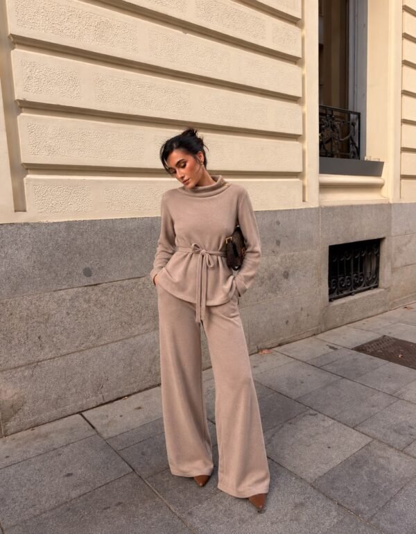 Ribbed Two-Piece Set 16